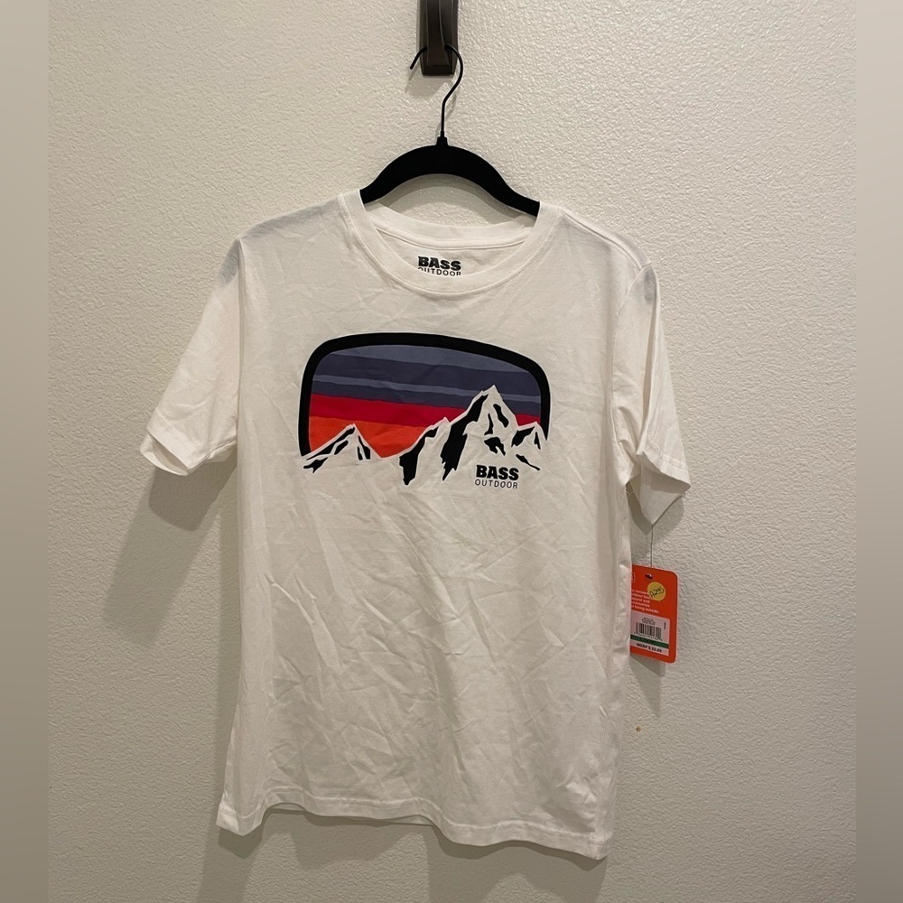 NWT Boys Graphic T-Shirt Bass Outdoor Shirt​​​​​​